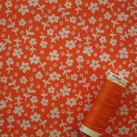 Mirabelleshop be mm tossed wallpaper flowers oranje 1 480x480